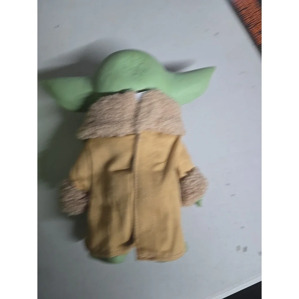 2021 Disney Star Wars The Mandalorian 12